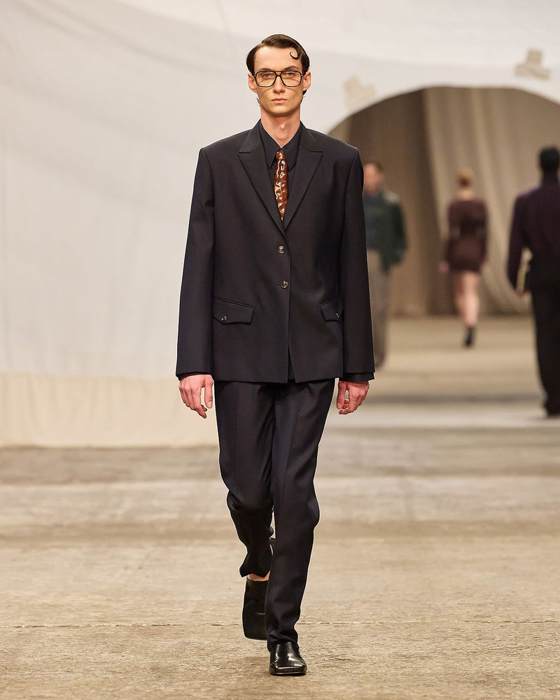 Look 10